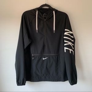 Nike Pullover